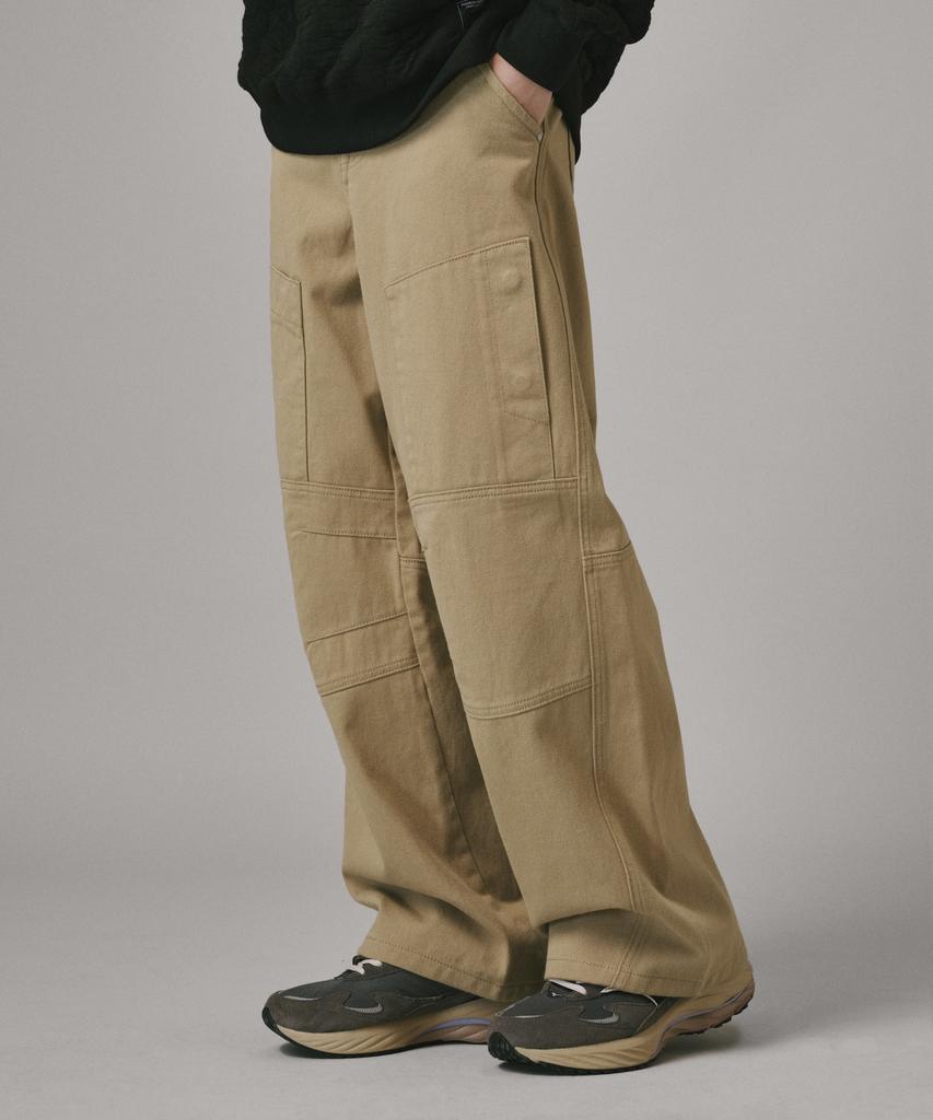 Beodeonteu Curved Cut Multi-Dart Wide Twill Pants [Beige]