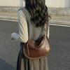 Rivet Crossbody Bag Women's Vintage Underarm Bag Commuter Shoulder Bag
