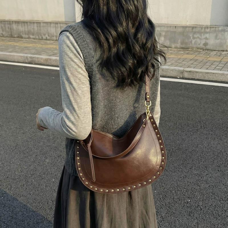Rivet Crossbody Bag Women's Vintage Underarm Bag Commuter Shoulder Bag