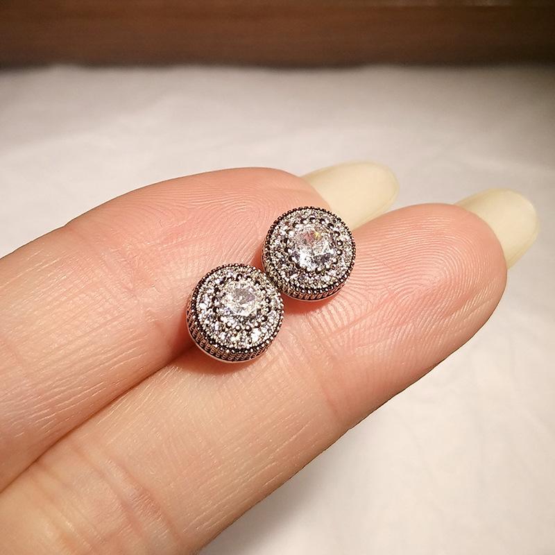 Copper Inlaid Super Flash Round Zircon Full Diamond Stud Earrings Women'S Light Luxury And Elegant Temperament White Diamond Earrings