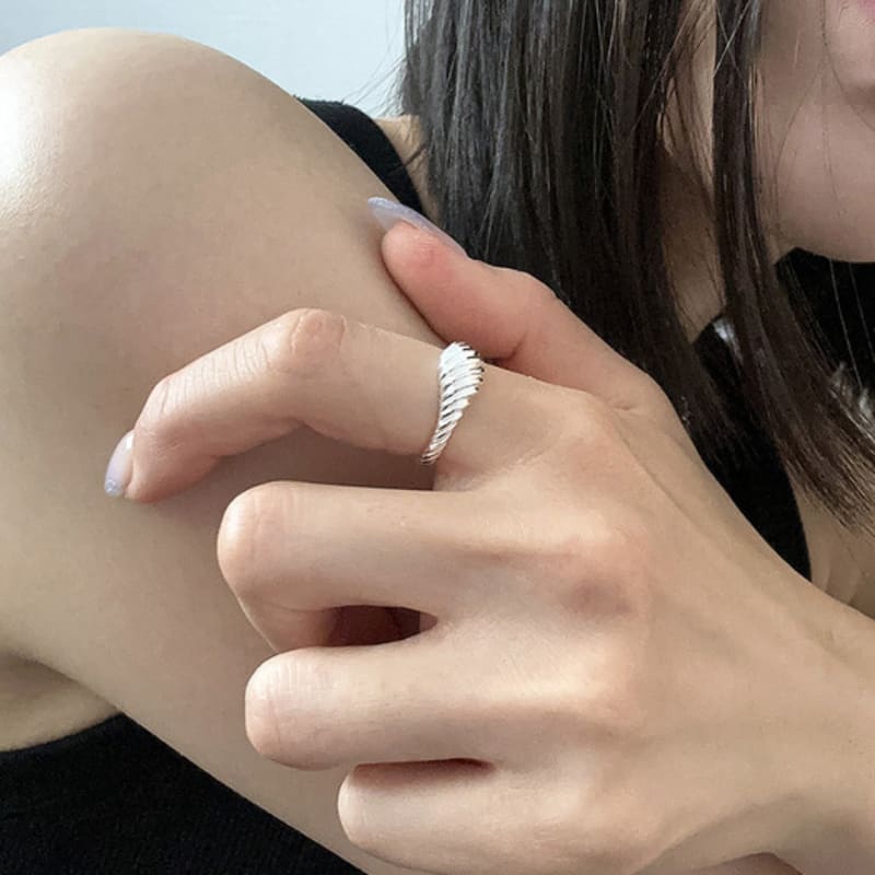 mosxe [925silver] Mini croissant ring