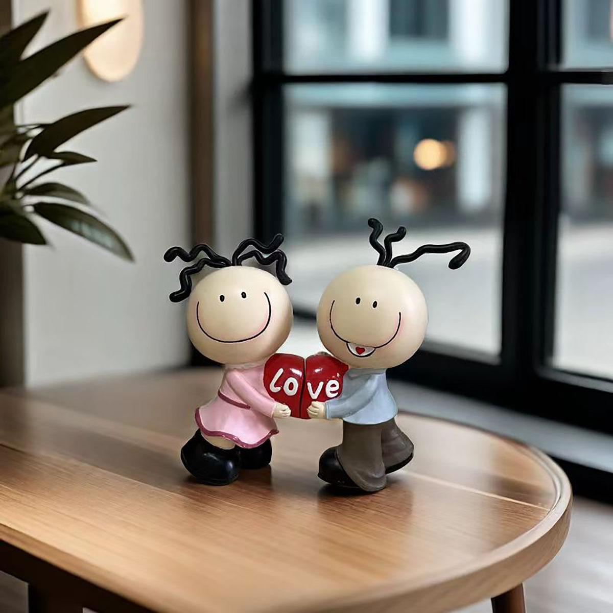 

Креативная мультяшная статуэтка куклы-пары, подходящая для свадебного домашнего прилавка, украшения салона автомобиля