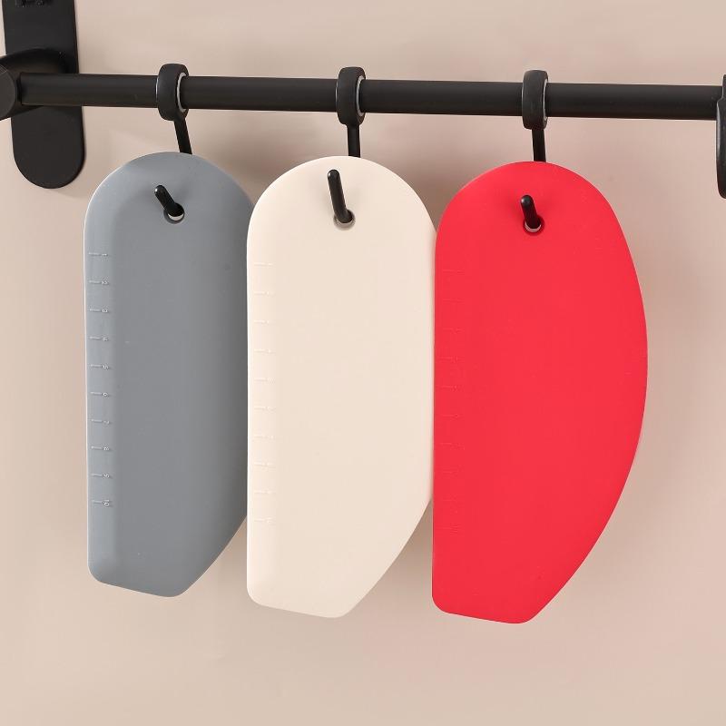 Silicone Noodle Cutting and Baking Tools Kitchen Intestine Powder Cutting Knife Cake Cream Scraper Baking Supplies