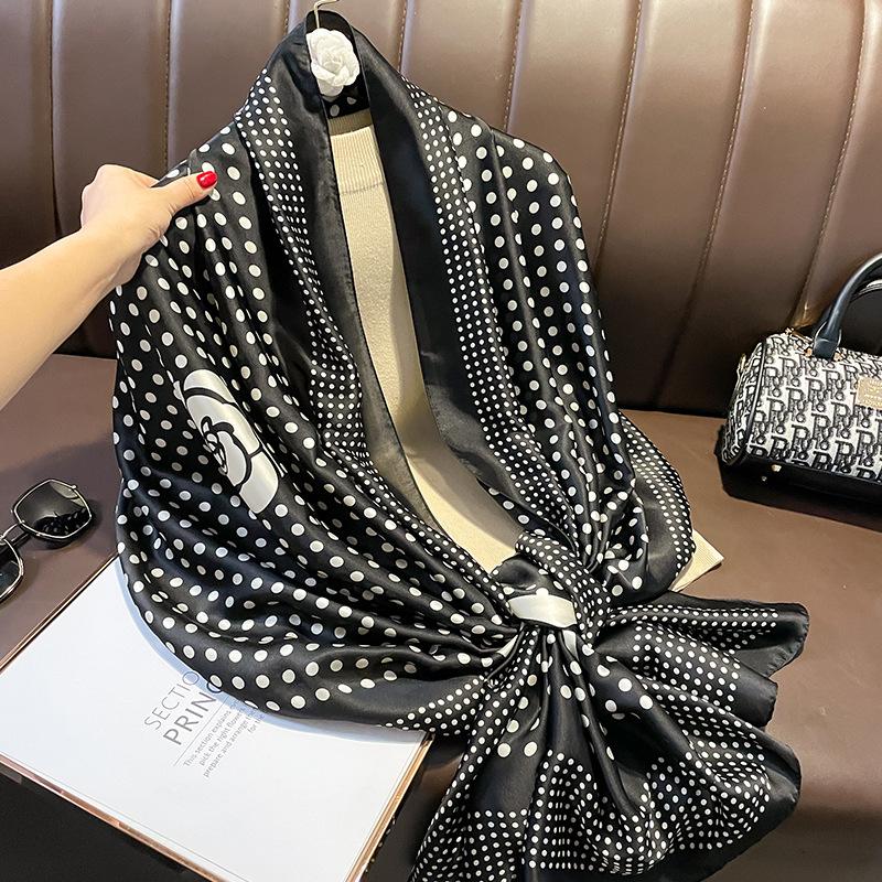 Spain Fashion Brand Women Silk Scarf Luxury Floral Stain Pashmina Shawls and Wraps Foulard Femme Bufandas Beach Hijab 180*90Cm