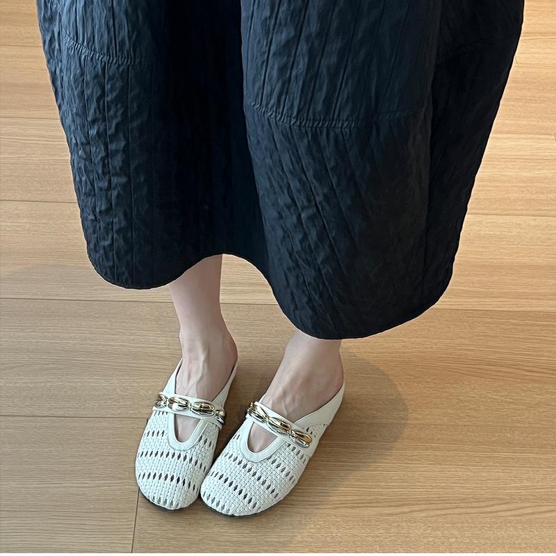

Summer bag head flat-bottomed slippers women s new retro woven hollow light luxury low-heeled slippers with sandals women 40 бежевый