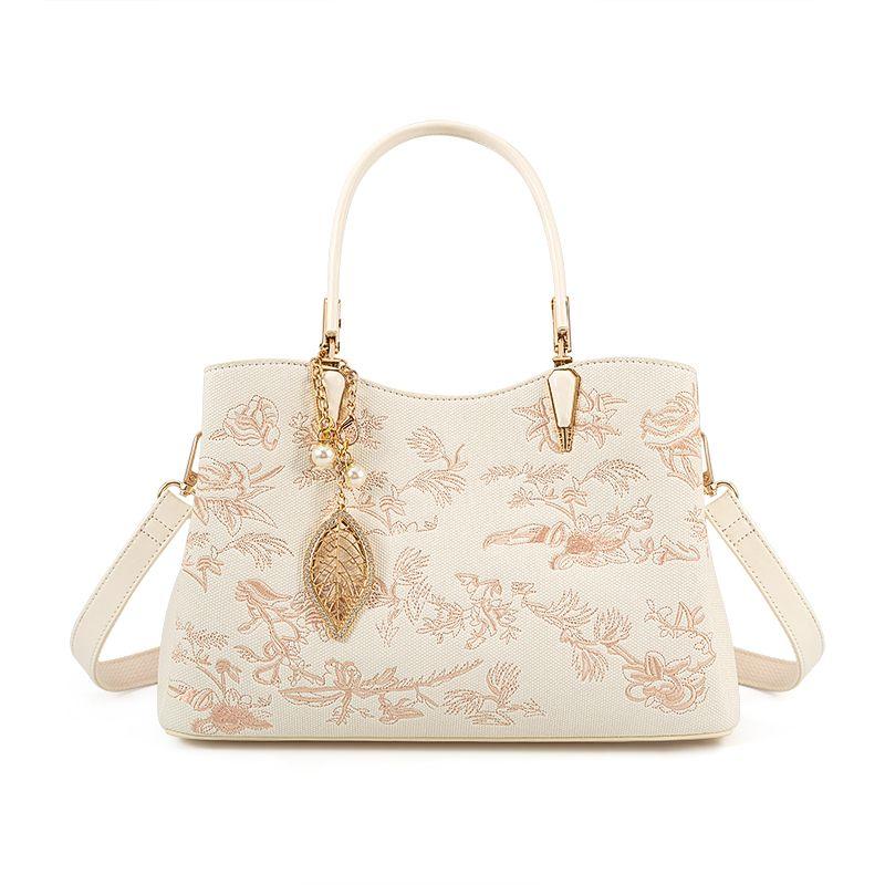 

Fashion Embroider Mother Bag 2025 New Arrival Chinese Style Tote Middle-Aged Lady to Give Mom Practical Gift for Wife