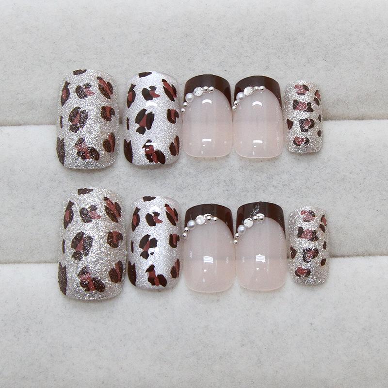 24 Pieces Medium and Long European Square Merad Cat's Eye Leopard Print French Pearl Diamond Autumn and Winter Temperament Nail Patch Diamond