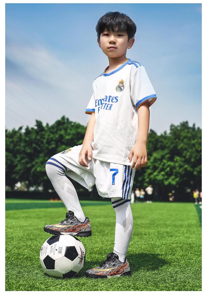 New Season Rotating Buckle Football Shoes for Kids - Breathable, Short Studs for Boys & Girls
