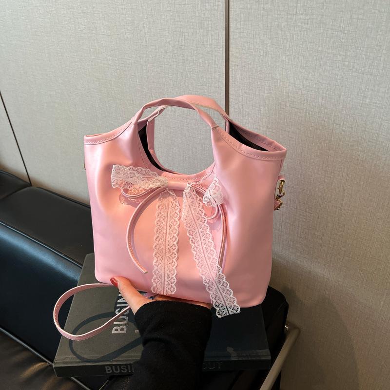 

Premium foreign style women s bag large capacity 2025 new spring and summer simple casual portable messenger tote bag розовый