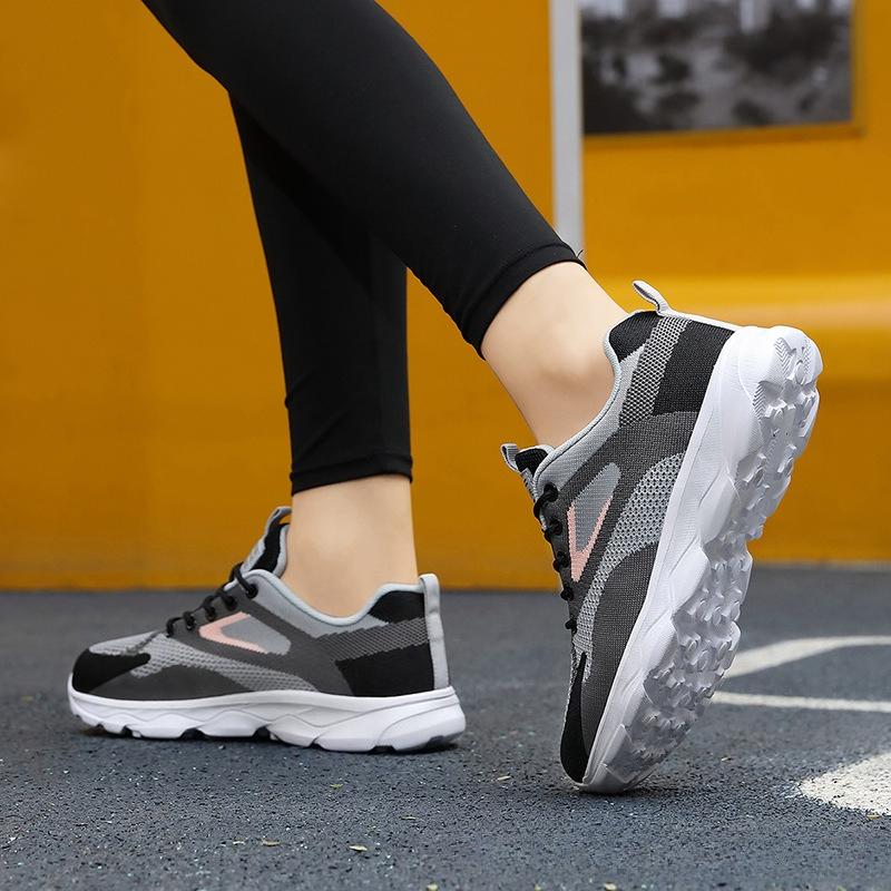 New Adult Women Sneakers Luxury Brand Mesh Breathable Running Sport Shoes Female Casual Flat Shoes 35-42