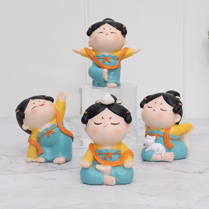 4pcs Creative Office Desktop Cute Palace Maid Decoration Ornaments Palace Grid Car Supplies Cartoon Dolls Decompression Ornament