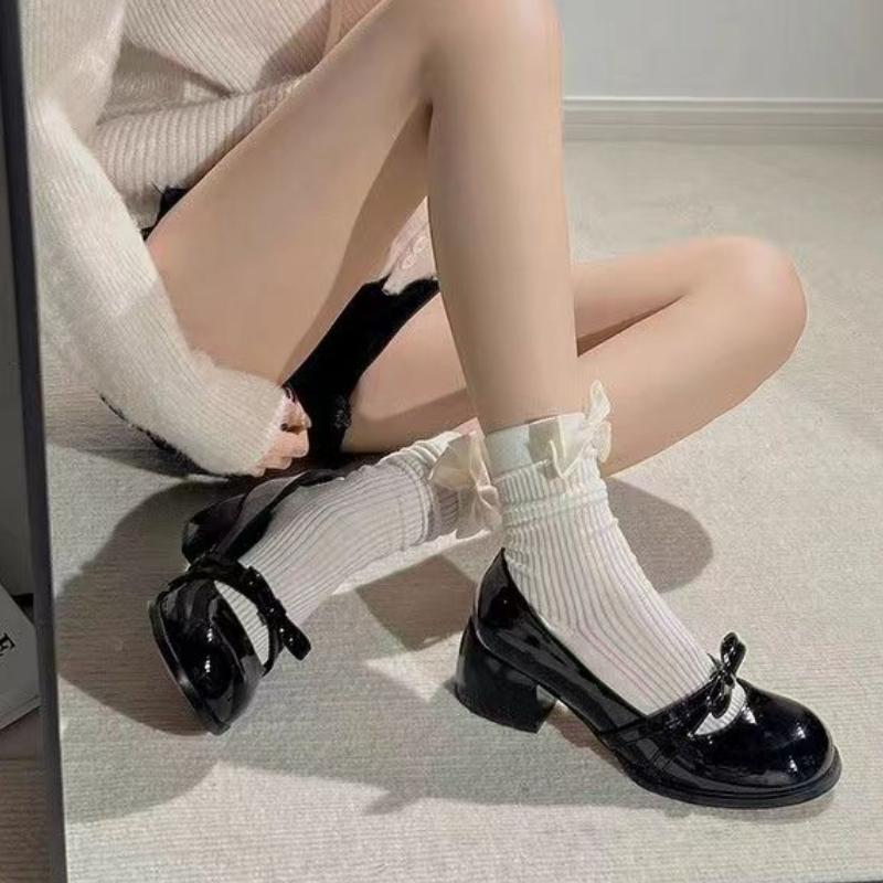 

Женские туфли-лодочки на платформе Мэри Джейн Женские туфли с бантами на высоком каблуке Лолита Одинарные туфли Элегантные женские туфли из лакированной кожи для вечеринок 40