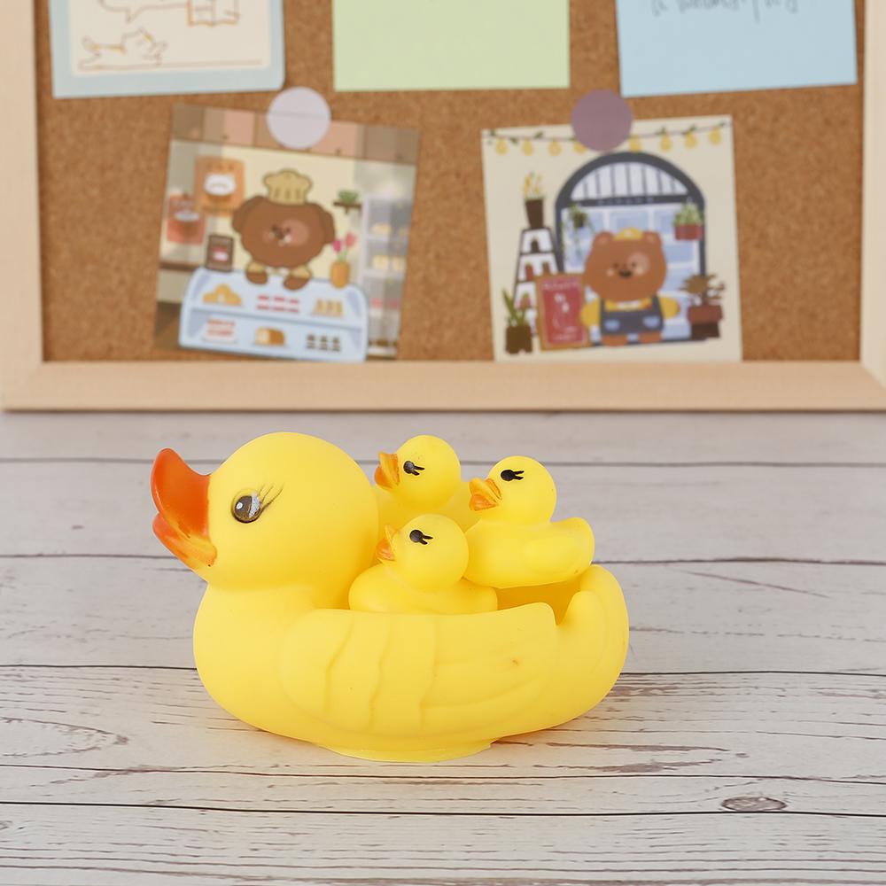 4Pcs Bath Duck Toys Yellow Duck Family Bath Set Floating Squeaky Duckies Baby Shower Toys Kids Bathtub Duck Set for Toddlers