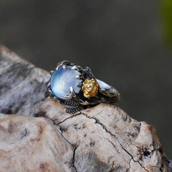 Vintage Faux Moonstone Round Leaves Women Inlaid Rose Ring Party Jewelry Decor