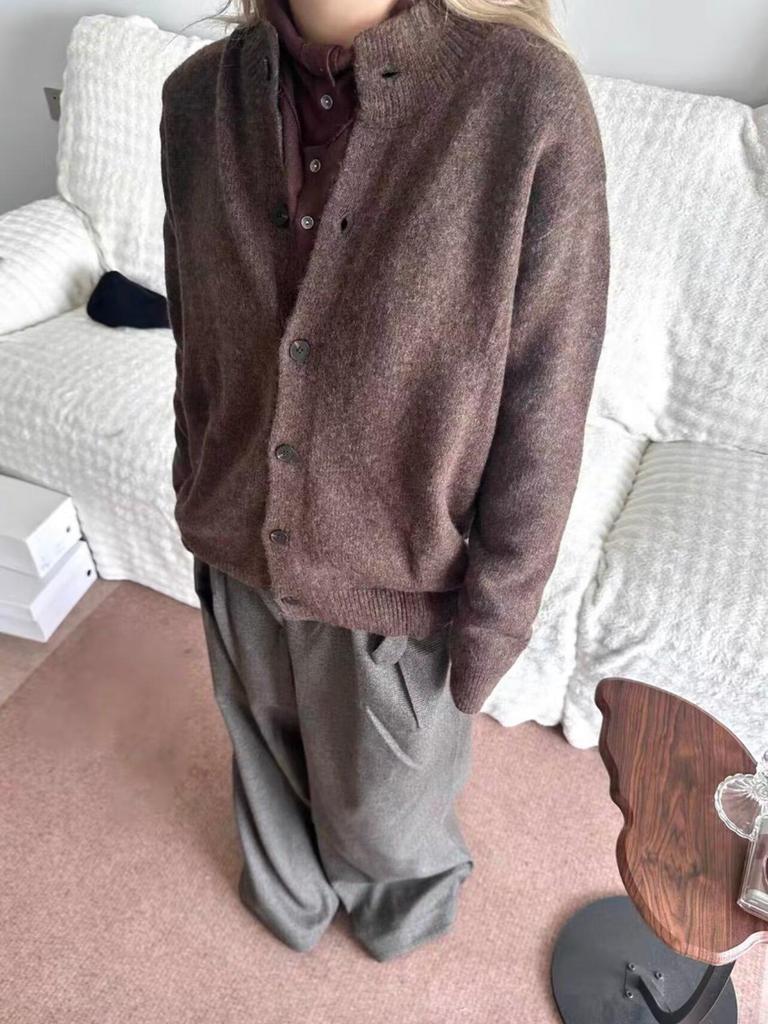 Cleanfit Retro Old Money Style Loose Fit Men's Cardigan - Korean Stand Collar Knitwear for Autumn/Winter