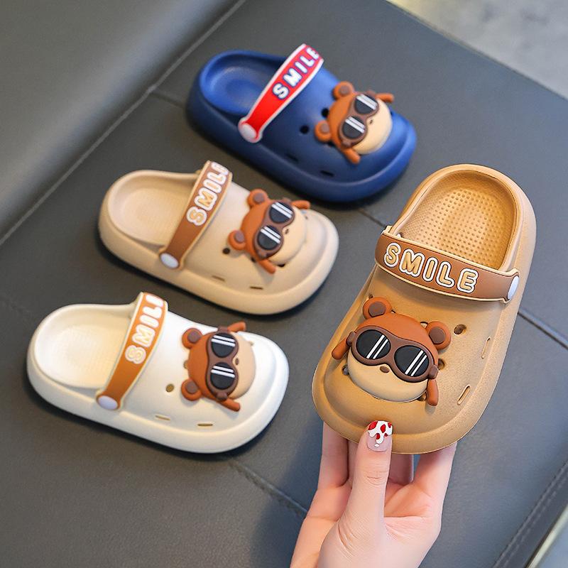 Summer Children's Clog Shoes Boys Girls Non-Slip Soft Cushion Breathable Closed-Toe Beach Sandals for Kids