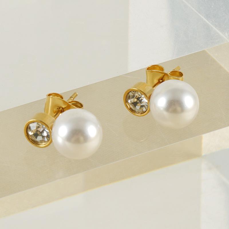 European & American Fashion Pearl Diamond Stud Earrings In Titanium Steel 18k - Versatile Stainless Steel Style for Women