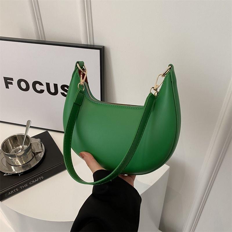 Stylish And Versatile Small Shoulder Tote Bag For Women Perfect For Everyday Use Available In Multiple Colors