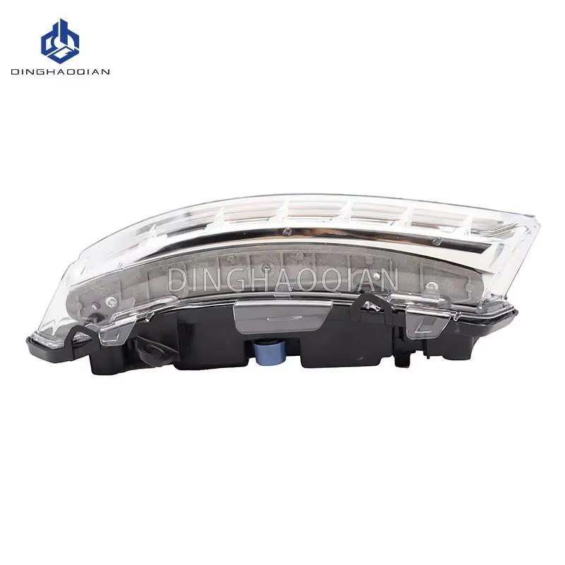 For Mercedes BENZ S-Class W221 S350 S500 C250 C300 2009-2013 Front Bumper LED DRL Daytime Driving Running Lamp Fog Light