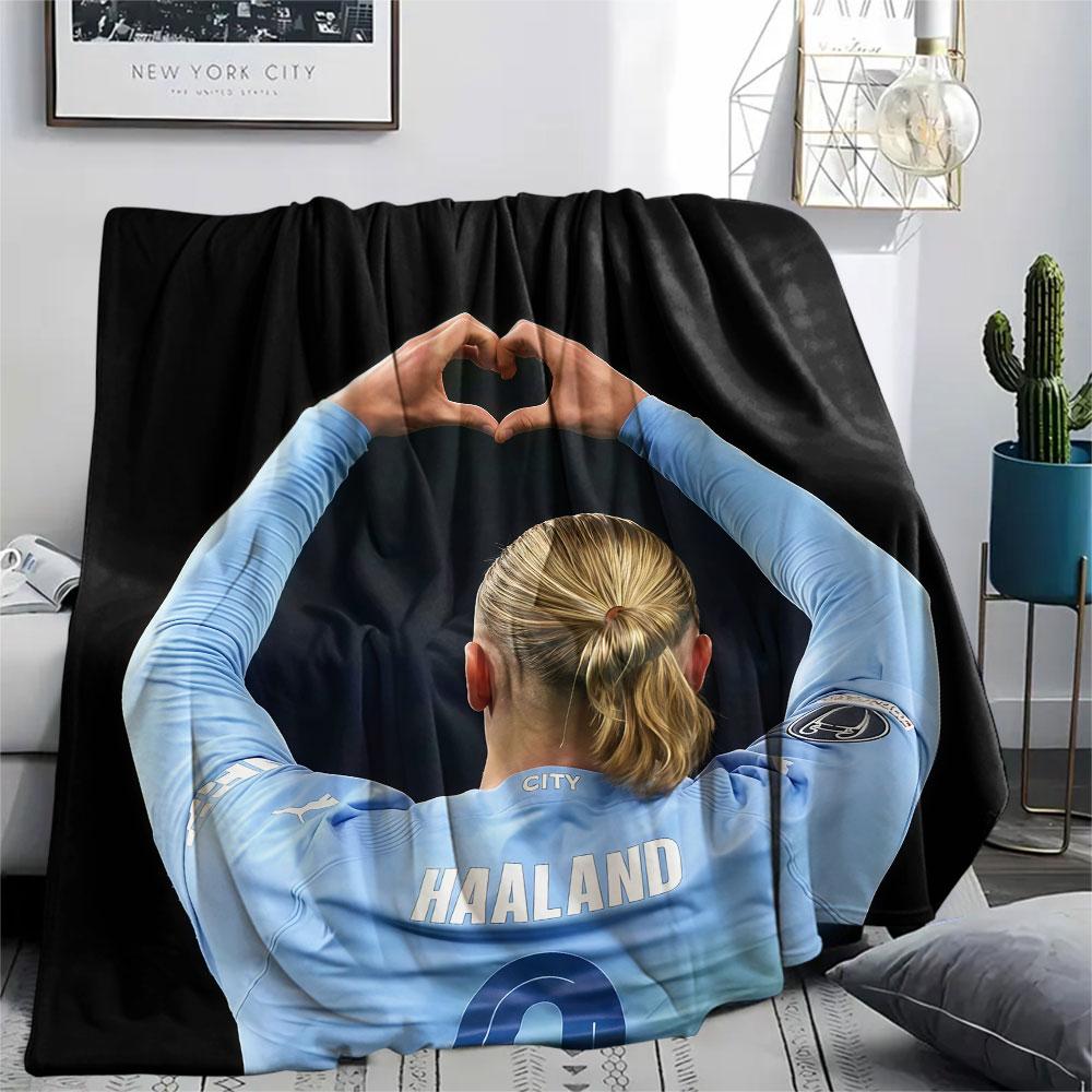 Erling Haaland Printed Flannel Blanket, Soft Throw for Bedroom Sofa, Washable,soccer Fan Merchandise, Great Gift.