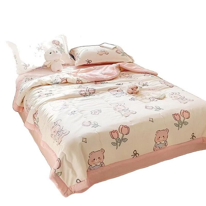 

Brangdy All-Season Tulip Bear Rabbit Duvet
