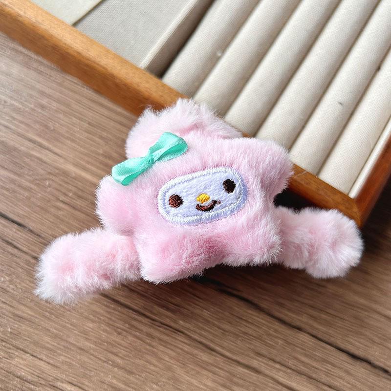 Women's Plush Hair Clip - Cute Winter Cartoon Shark & Bear Claw Design