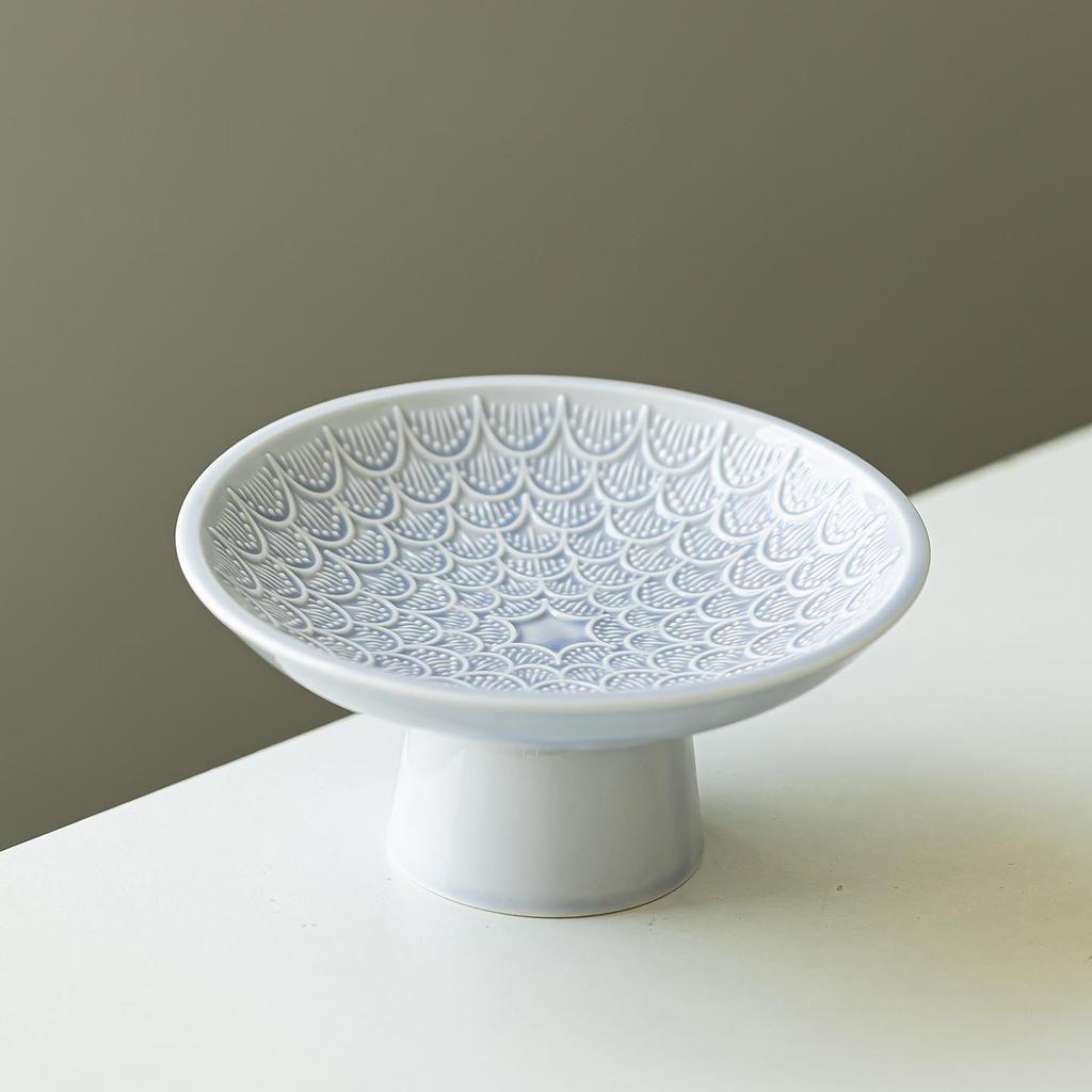 Elegant Ceramic Fruit & Dessert Plate with High Base – Luxurious Tableware for Cold Dishes