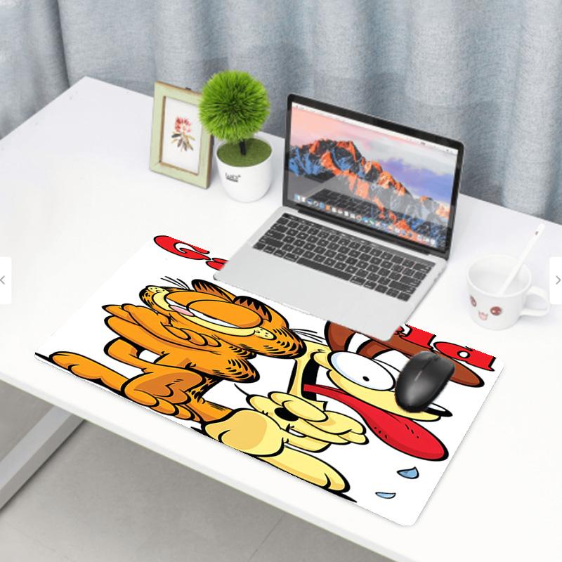 Garfield Print Mouse Pad, Anti‑Slip Desktop Keyboard Mat, for PC Laptop Gaming Working Daily Use, Cool Festival Surprise Gift