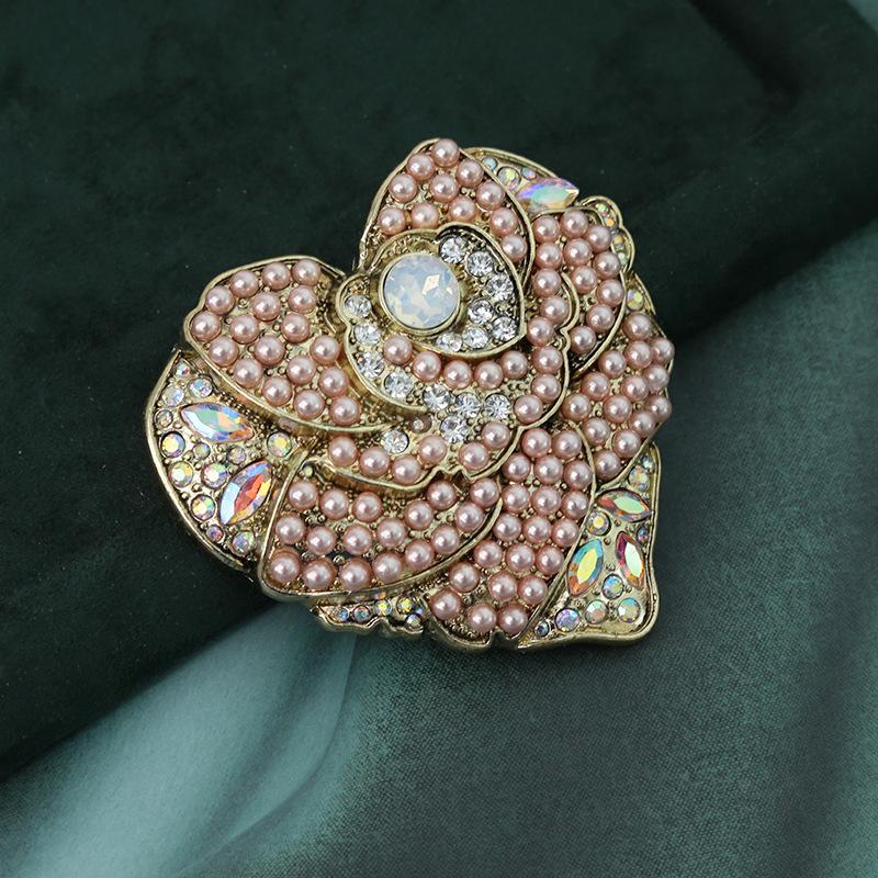 SKEDS Мода Женские Мужские Классические Кристалл Сердце Жемчуг Значки Винтажные Изысканные Стразы Банкет Вечеринка Аксессуары Брошь Булавка