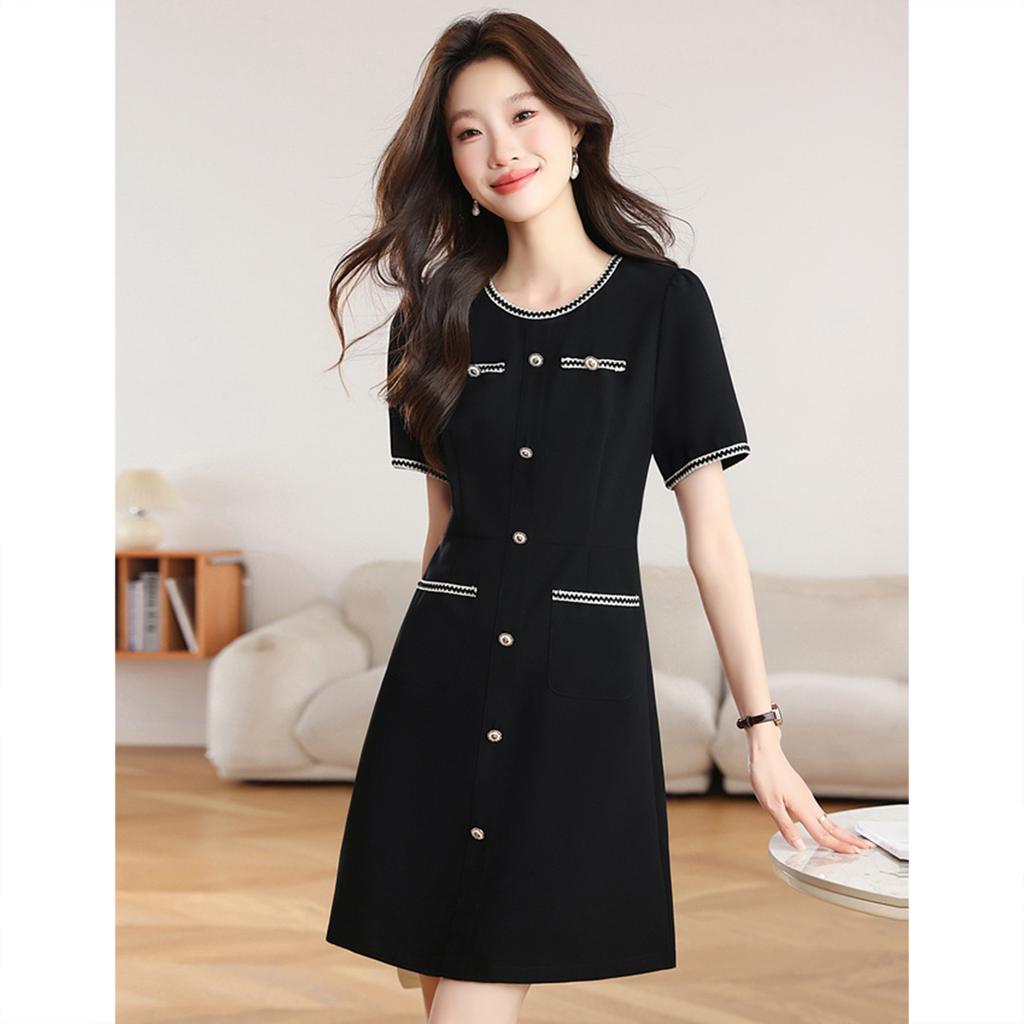 Elegant and Slim, Light Luxury Small Black Dress