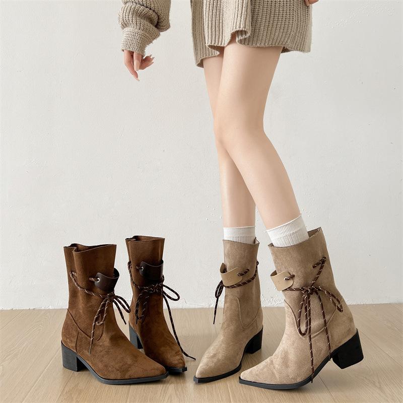 Retro versatile Maillard style thick heel short boots women's 2025 new autumn with skirt height increase and thin pointed boots