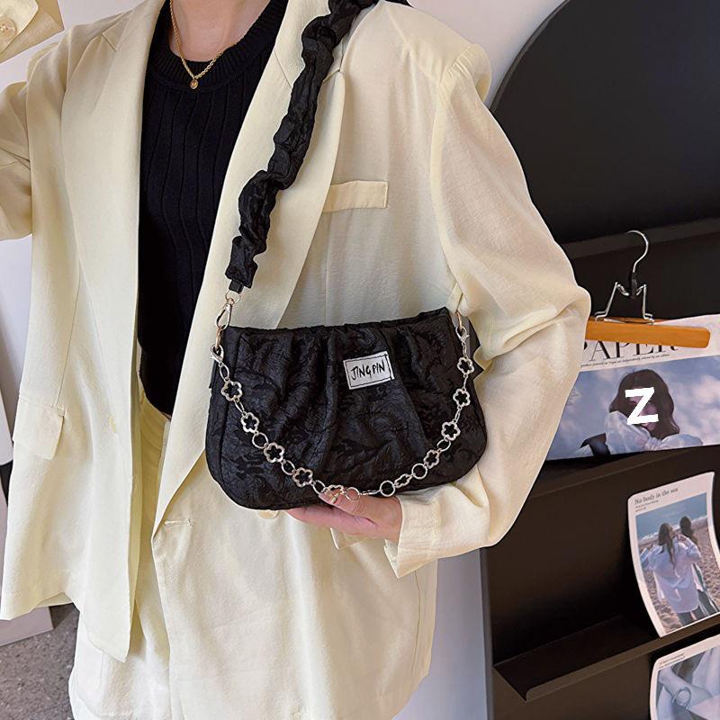 

Niche 2025 Women s Trendy Ruched Chain Crossbody & Shoulder Bag