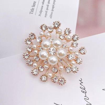 Elegante Strass-Perlen-Brosche - Anti-Expositions-Pullover- & Mantel-Accessoire