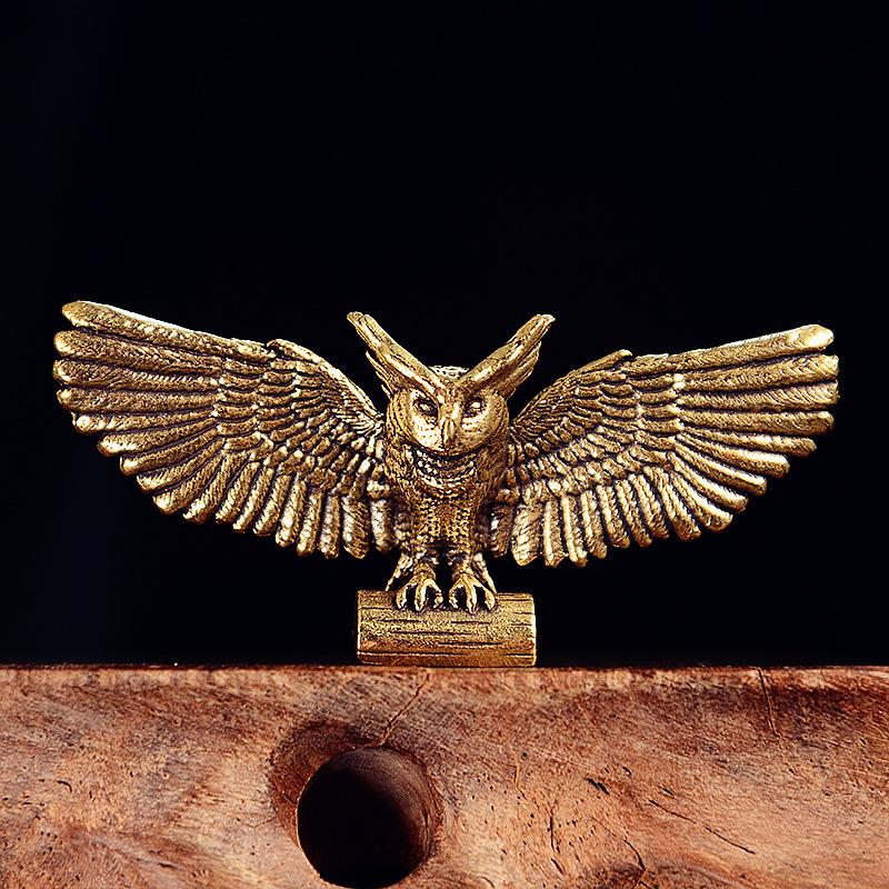 

1Pcs Vintage Brass Animal Statue Antique Copper Flying Owl Figurines Home Decor Small Ornaments Office Desk Decoration Craft onesize