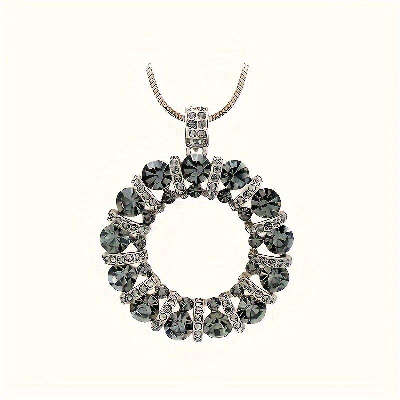 Korean Style Bling Rhinestone Pendant Sweater Chain Necklace for Women - Elegant and Versatile Autumn/Winter Accessory