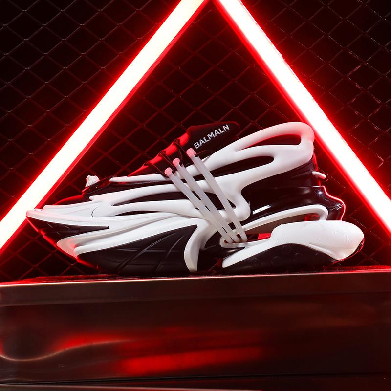 Men's Spaceship Bestseller Dad Shoes Man Designer Chunky Sneakers Mens Trainers Luxury Loafers Wear Resistant Comfortable Casual