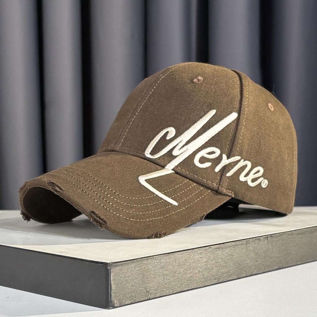 New hat women's big head circumference embroidered baseball cap wide brim sun protection showing face small tide brand hard top cap men's