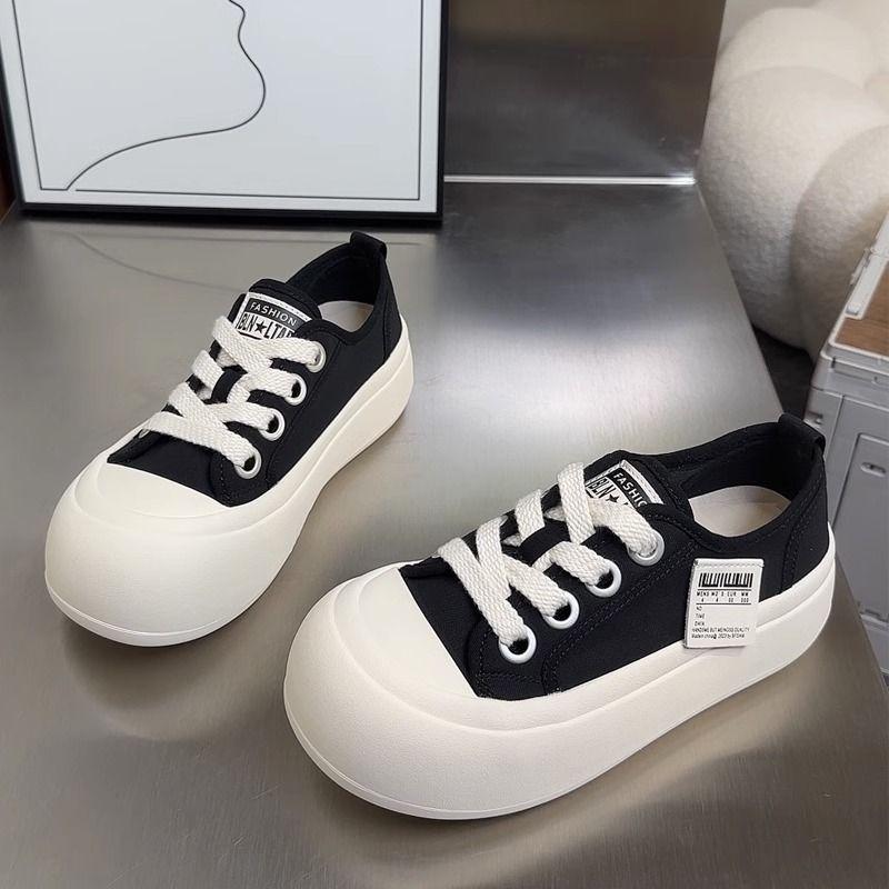Summer Mesh White Shoes Women's Breathable and Versatile New Round Head Platform Sports and Leisure Board Shoes Thin Mesh Shoes