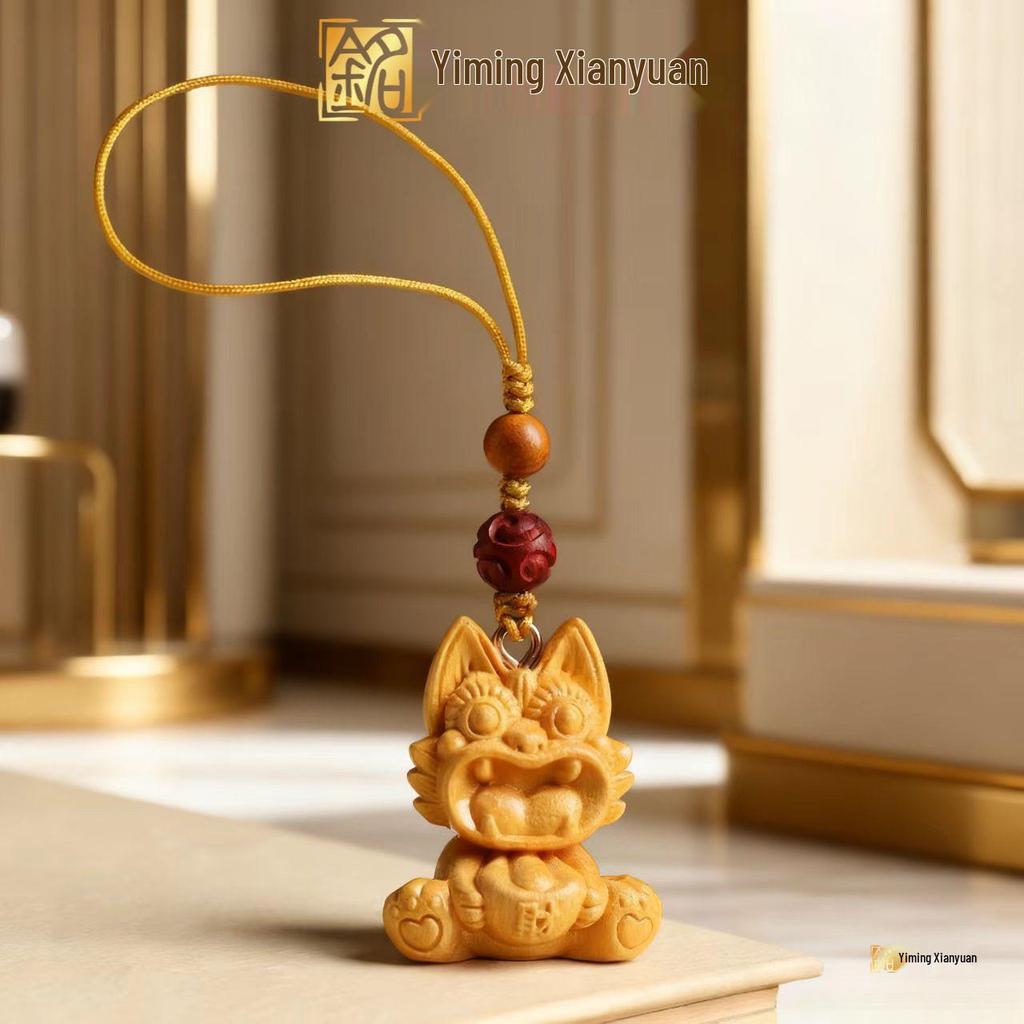 Yiming Xianyuan Sandalwood Cat Pendant: Real Wood Mobile Phone Charm and Car Keyring Lanyard