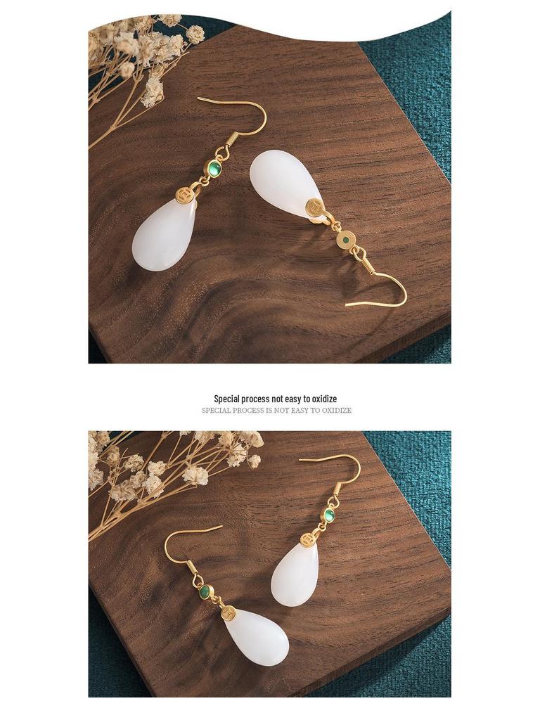 Chinese-Style Hanfu Cheongsam Chalcedony Tassel Earrings - Imitation Jade Retro Dangle for Women