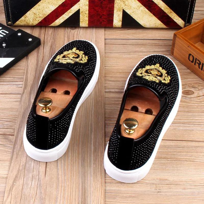 2025 New Men Tide Leather Casual Shoes Fashion Luxury Embroidery Twinkling Rhinestone Flat Shoes Leisure Sneakers Loafers