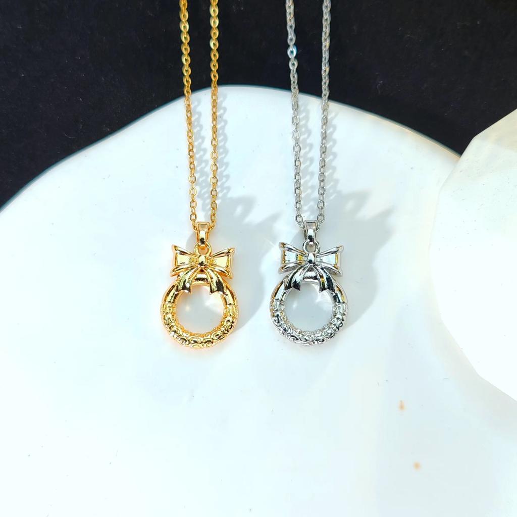 Princess On The Run Bow Safety Buckle Necklace Women'S Retro Ethnic Style Versatile Temperament Geometric Jewelry