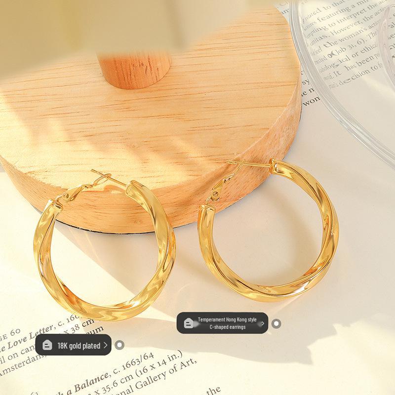 18K Gold-Plated Titanium Steel Twisted C-Shaped Earrings - Hong Kong Style