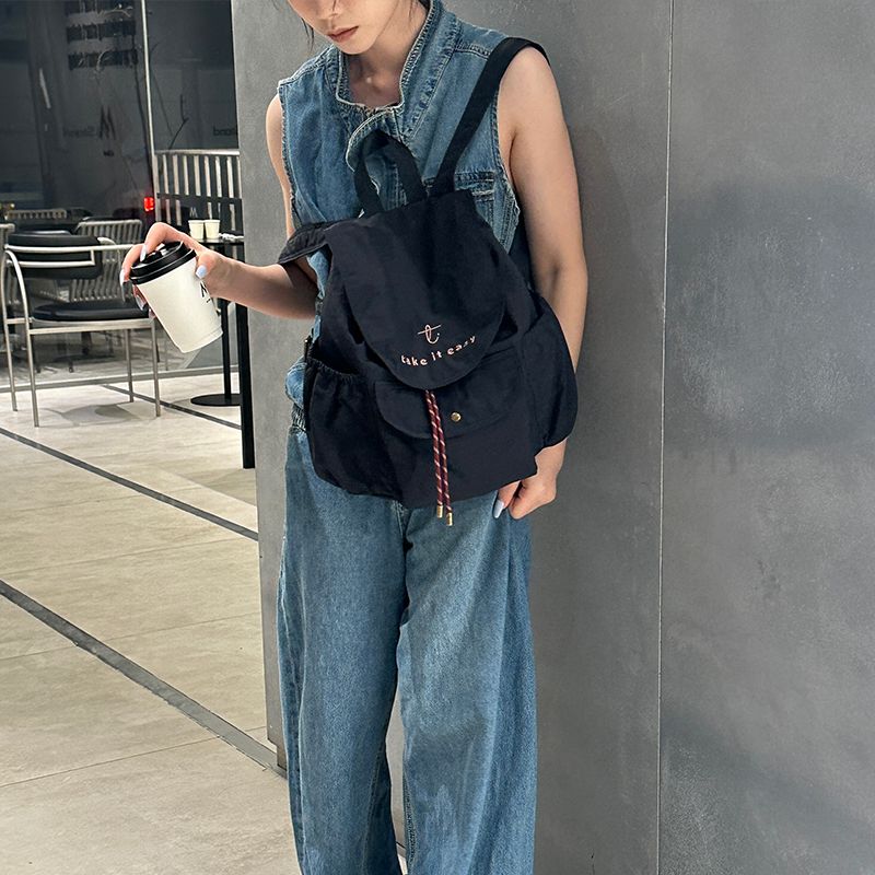 

2025 New Arrival Women s Class Nylon Waterproof Preppy Style Large Capacity Japanese Backpack Casual Fashion Travel Bag Navy blue