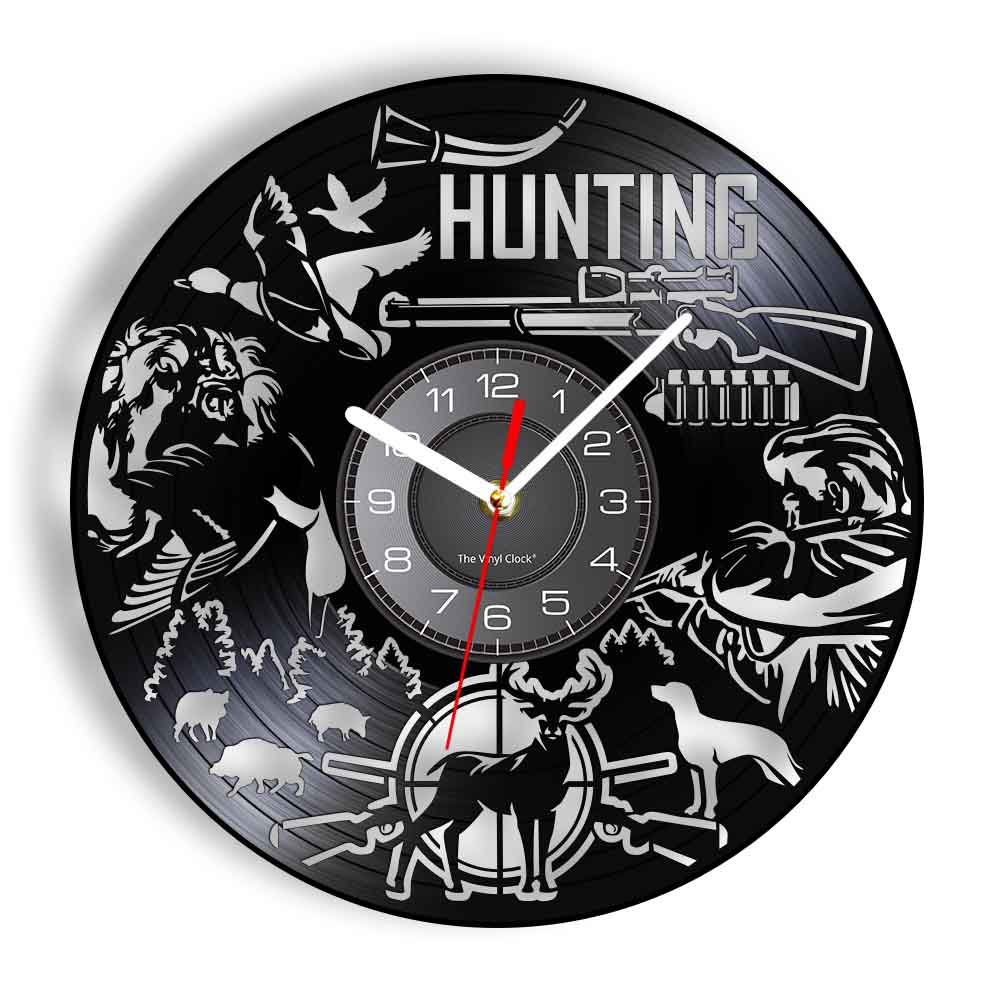 Wildlife Forest Hunting Animal Wall Clock Hunting Art Vinyl Record Wall Clock Home Wall Decoration Hunting Hunter Gift Watch