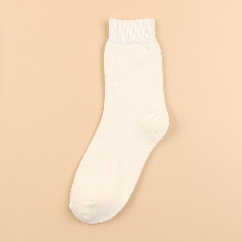 Women's Fleece-Lined Terry Socks, Mid-Calf, Thick, Warm, Sweat-Wicking, Odor-Resistant for Teens, Ideal for Autumn and Winter.