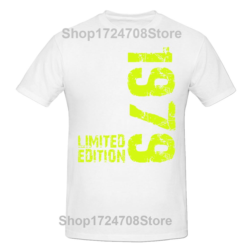 Novelty Awesome 1979 Limited Edition T Shirts Graphic Streetwear Short Sleeve Birthday Gifts Summer Style T-shirt Mens Clothing