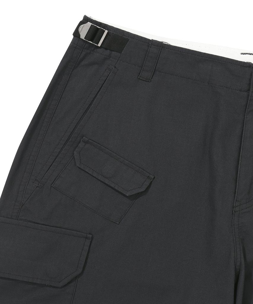 Syupeodeulai Cargo Parachute Pants Black