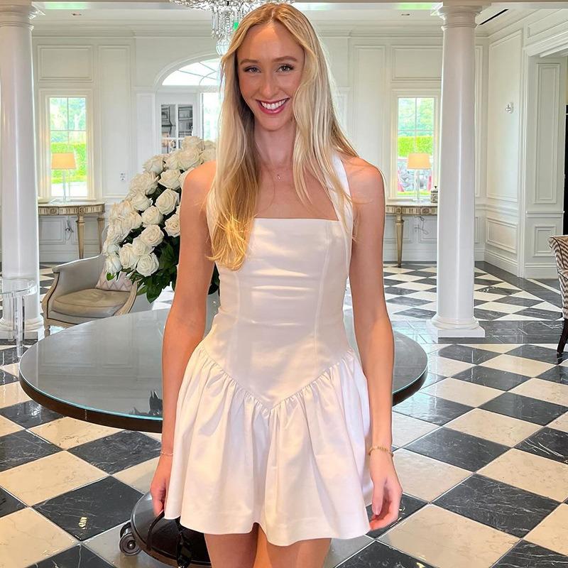 Летнее сексуальное платье без рукавов с открытой спиной для женщин — фото 9