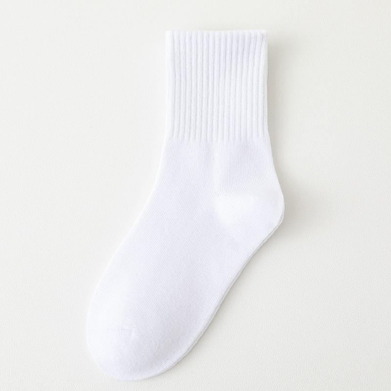 Breathable Striped Kids Socks: Autumn/Winter, Sweat-Wicking, Odor-Resistant, Casual Sports Mid-Calf, Black/White/Gray, Korean Style